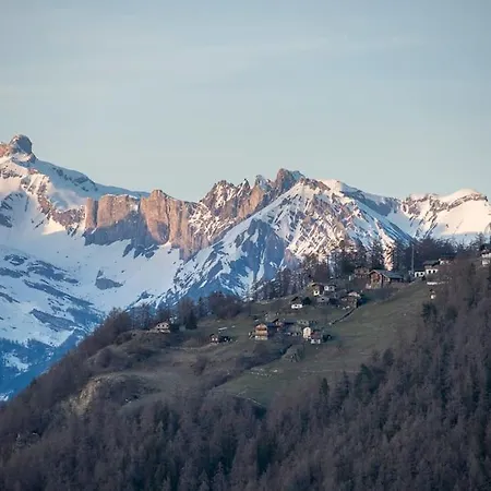 Swiss Skyfall Dom wakacyjny *